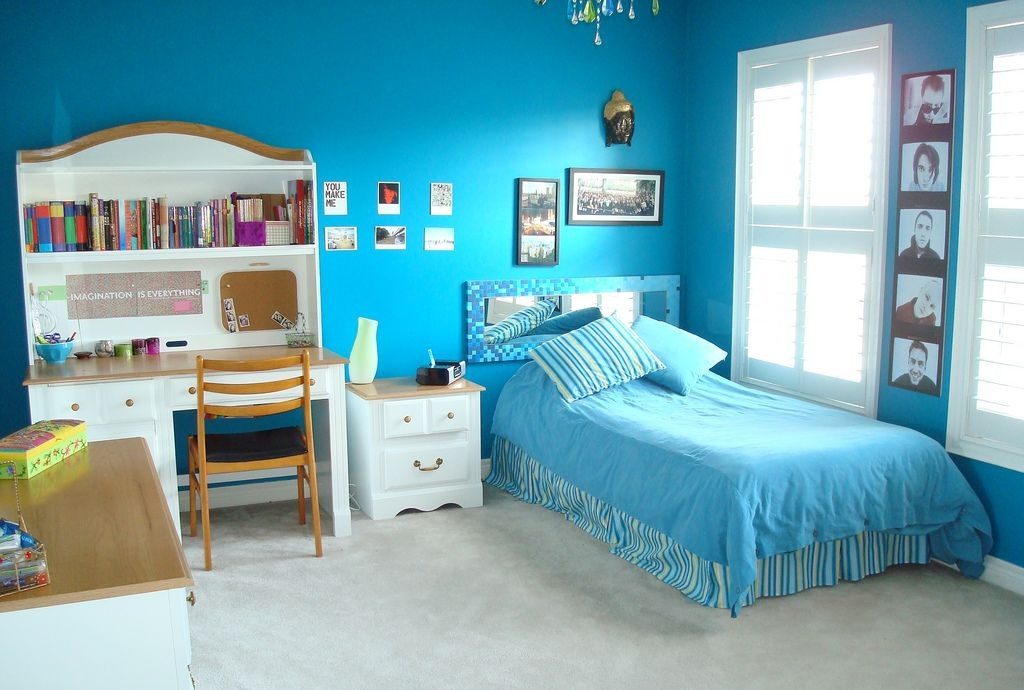 Dormitorio de niña en azul Dormitorio de niña en azul