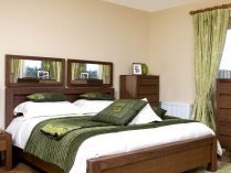 Cama de madera