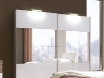 Mueble con espejos